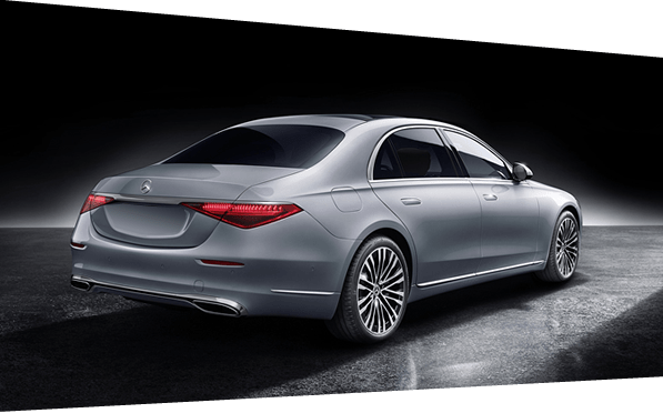 Mercedes S580 Rental rear