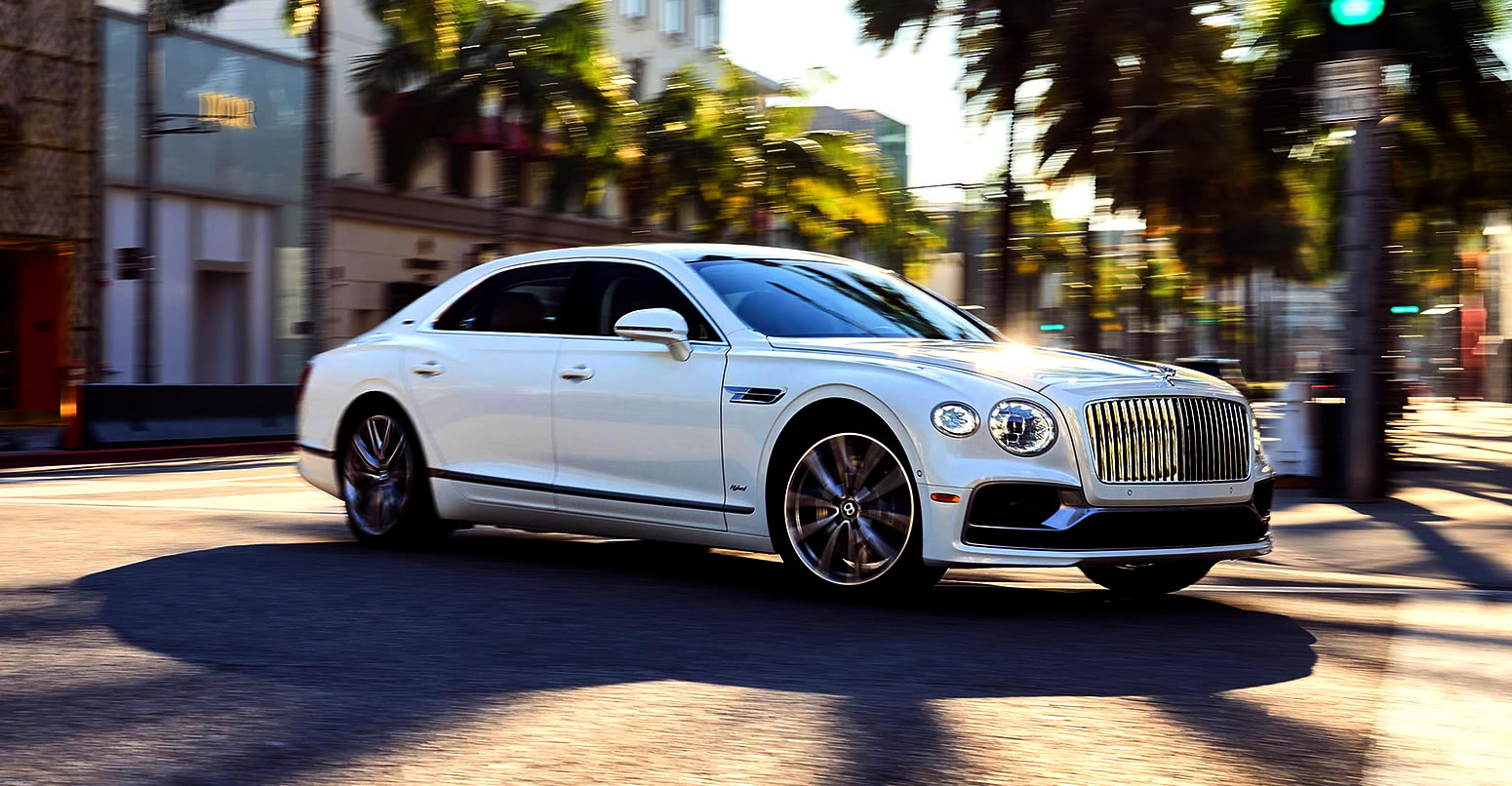 Bentley Flying Spur chauffeur side