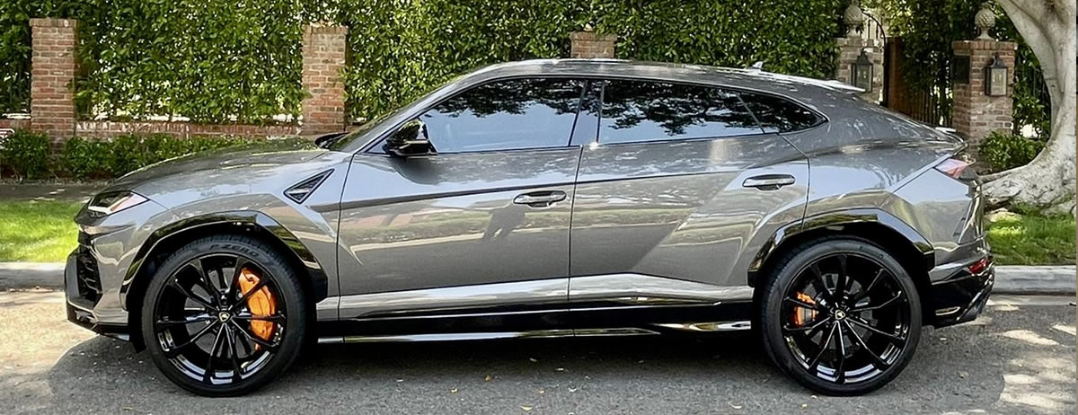 top exotic car rentals in Los Angeles 2023 Lamborghini URUS