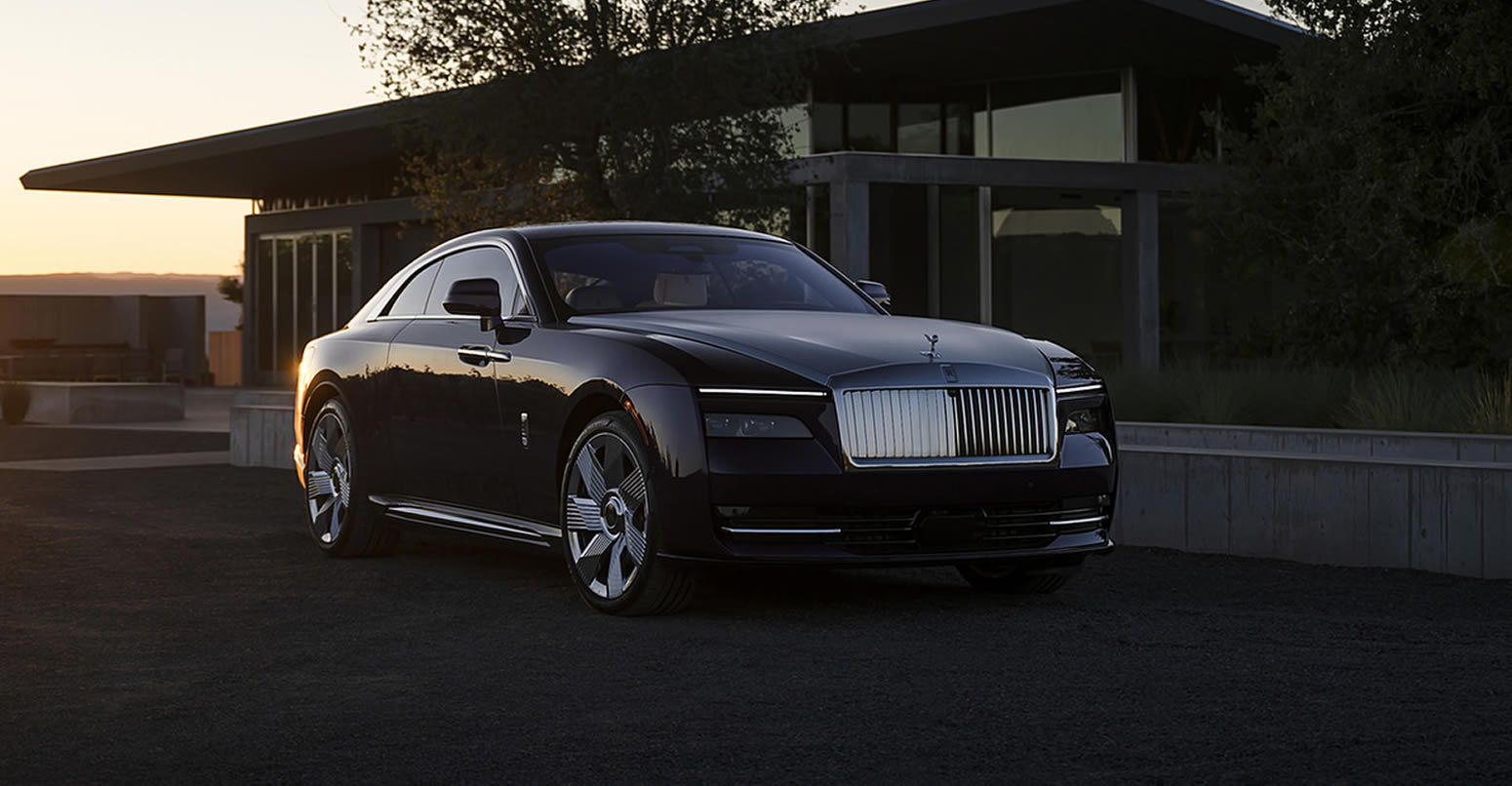 Rolls royce spectre rental front angle